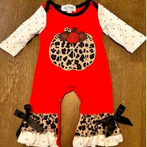 NWT 0-3M One Piece Romper Fall Pumpkin Cheetah Ruffles